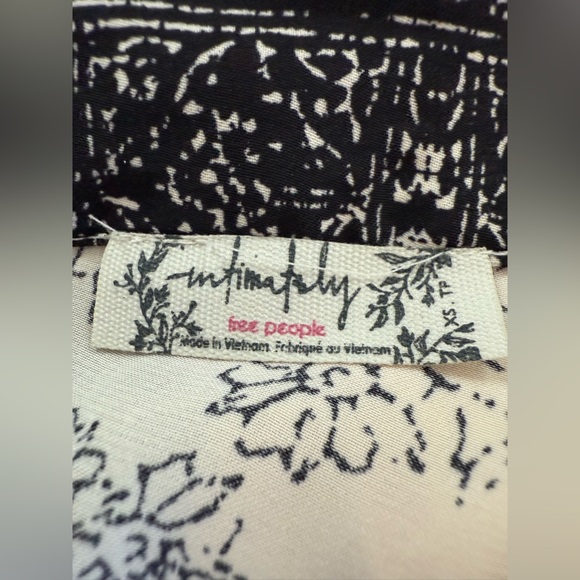 INTIMATELY FREE PEOPLE One Thing Paisley Bodysuit - XS - Picture 5 of 6